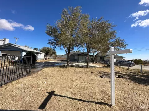 15890 Edwin St, Mojave, CA 93501 photo 20