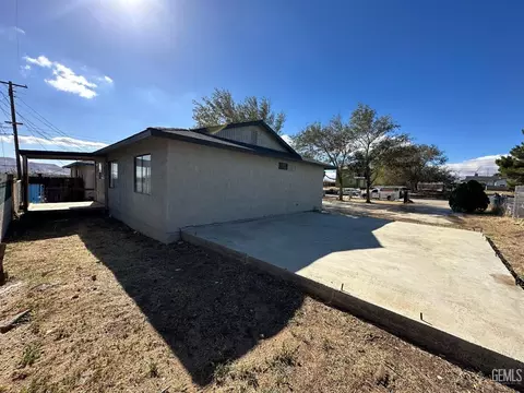 15890 Edwin St, Mojave, CA 93501 photo 22