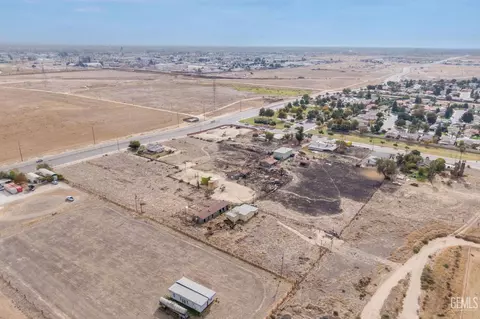 4211 Mohawk St, Bakersfield, CA 93308 photo 5