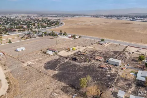 4211 Mohawk St, Bakersfield, CA 93308 photo 7