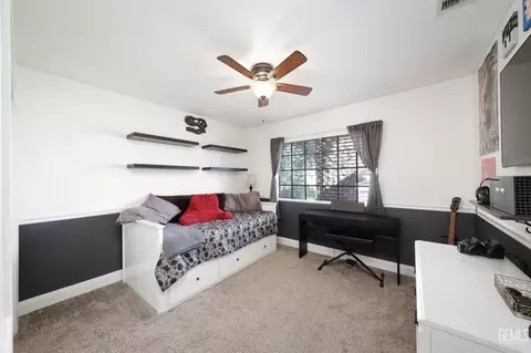 3915 Clancy Ct, Bakersfield, CA 93311 photo 17