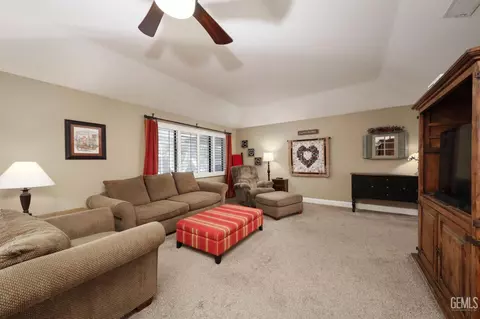3915 Clancy Ct, Bakersfield, CA 93311 photo 15