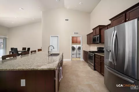 6213 Cape Cod Ave, Bakersfield, CA 93313 photo 6