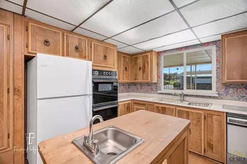 601 45th St, Bakersfield, CA 93301 photo 13