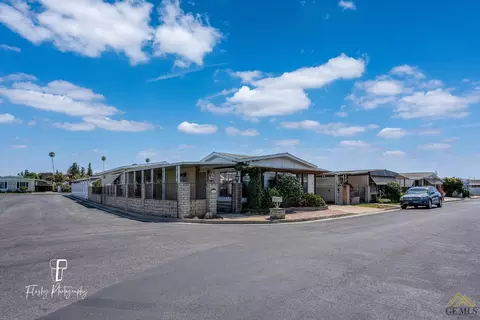 601 45th St, Bakersfield, CA 93301 photo 4