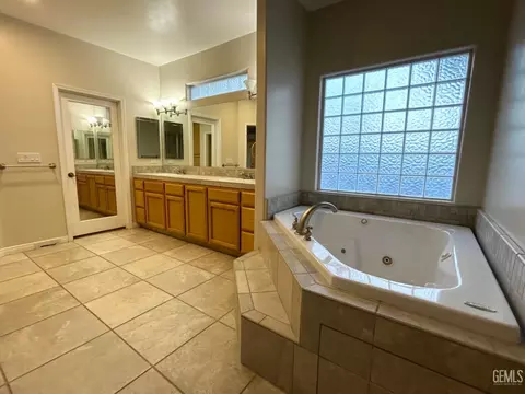 449 Quail Ct, Taft, CA 93268 photo 17