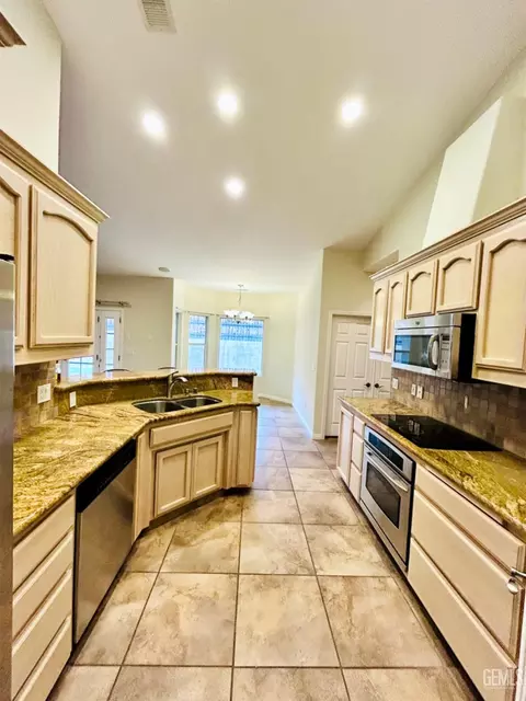 449 Quail Ct, Taft, CA 93268 photo 15