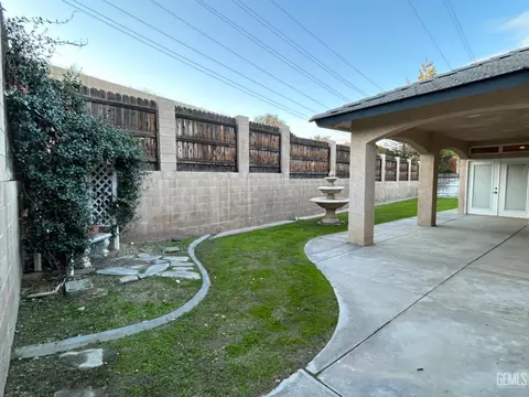 449 Quail Ct, Taft, CA 93268 photo 3