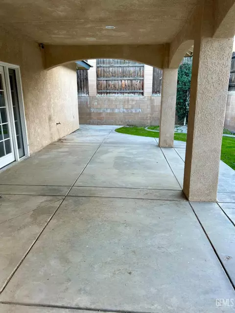 449 Quail Ct, Taft, CA 93268 photo 5
