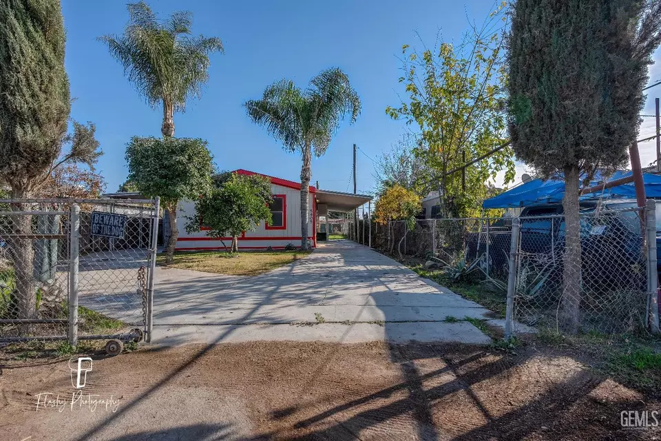 5405 Weedpatch Hwy, Bakersfield, CA 93307 35 Photos Movoto