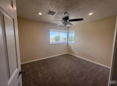 410 Cotton Ave, Buttonwillow, CA 93206 photo 15