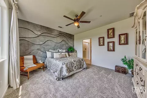 10300 Huslia River Ave, Bakersfield, CA 93311 photo 4