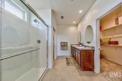 10300 Huslia River Ave, Bakersfield, CA 93311 photo 5
