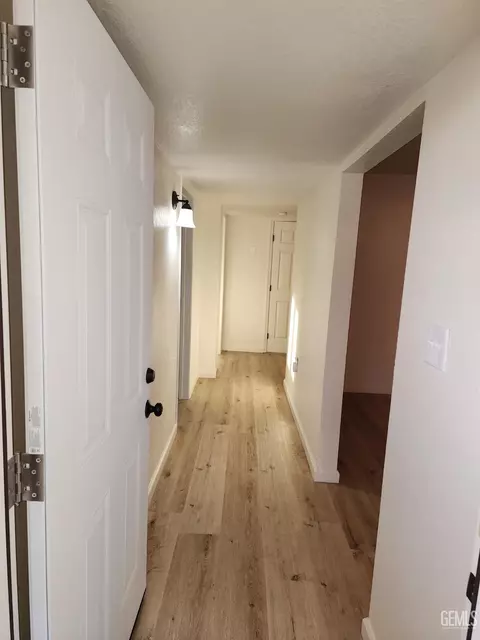 9908 San Fernando St, Lamont, CA 93241 photo 9
