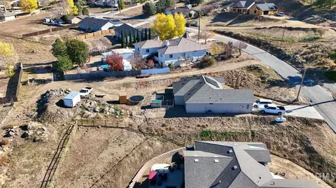 17481 Bold Venture Dr, Tehachapi, CA 93561 photo 34