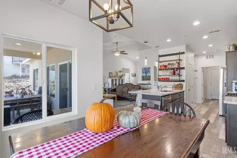 17481 Bold Venture Dr, Tehachapi, CA 93561 photo 21