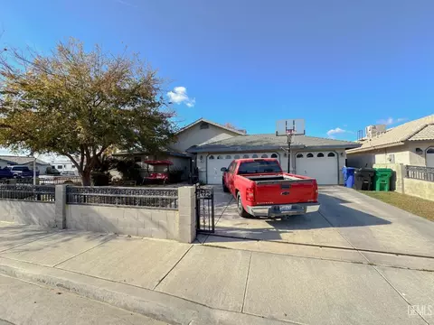 259 Regina Ct, Shafter, CA 93263 photo 2