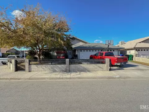 259 Regina Ct, Shafter, CA 93263 photo 1