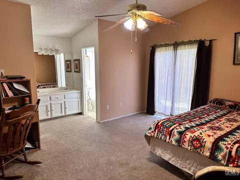 259 Regina Ct, Shafter, CA 93263 photo 10
