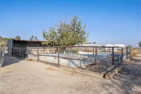 28138 Carousel Ave, Taft, CA 93268 photo 45
