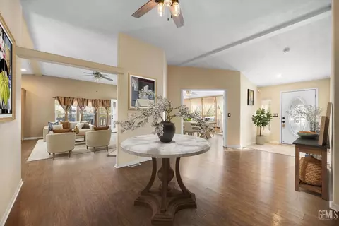 28138 Carousel Ave, Taft, CA 93268 photo 7