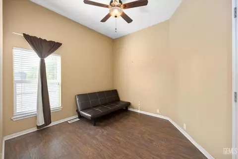 28138 Carousel Ave, Taft, CA 93268 photo 32