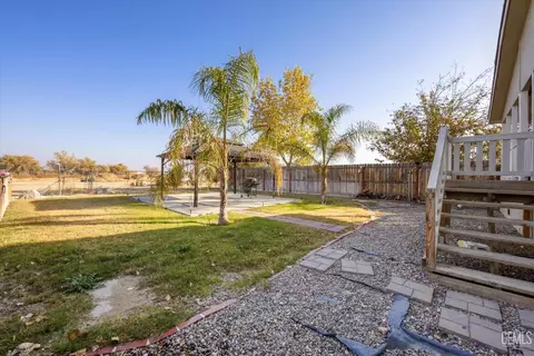 28138 Carousel Ave, Taft, CA 93268 photo 36