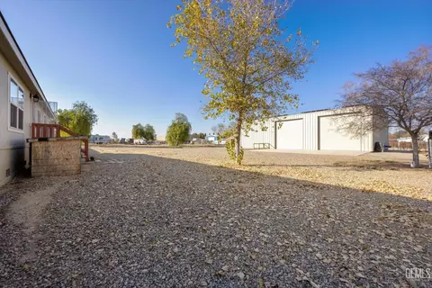 28138 Carousel Ave, Taft, CA 93268 photo 38