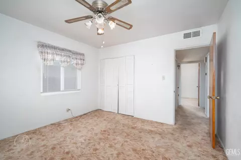 313 E San Emidio St, Taft, CA 93268 photo 8