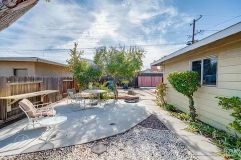 313 E San Emidio St, Taft, CA 93268 photo 21