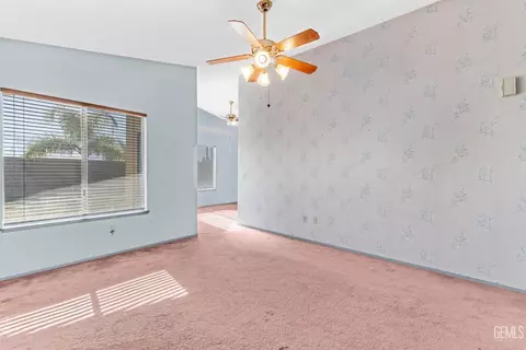 1109 Eubanks Ave, Bakersfield, CA 93307 photo 7