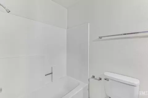 1109 Eubanks Ave, Bakersfield, CA 93307 photo 16
