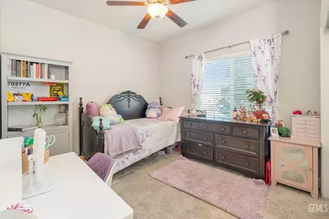 9001 Brook Shadow Way, Shafter, CA 93263 photo 12