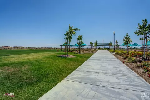 9001 Brook Shadow Way, Shafter, CA 93263 photo 32