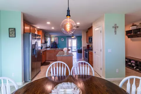 6110 Whaleback Ave, Bakersfield, CA 93313 photo 12