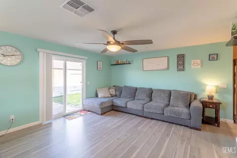 6110 Whaleback Ave, Bakersfield, CA 93313 photo 9