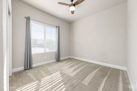 9032 Brook Shadow Way, Shafter, CA 93263 photo 18