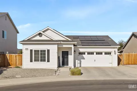 9032 Brook Shadow Way, Shafter, CA 93263 photo 3