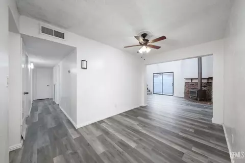 1032 Iris St, Wasco, CA 93280 photo 15
