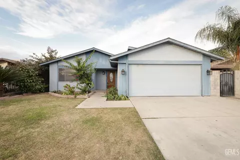 1032 Iris St, Wasco, CA 93280 photo 7