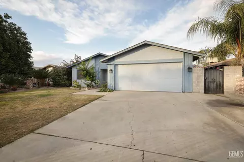 1032 Iris St, Wasco, CA 93280 photo 6