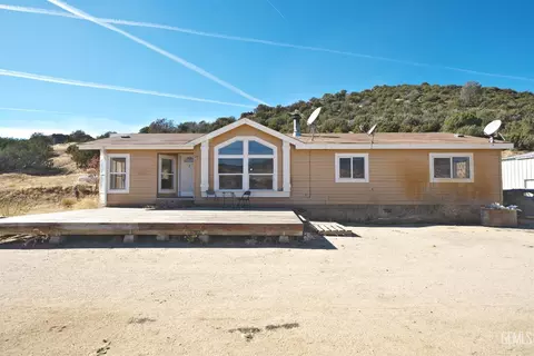 13933 Back Canyon Rd, Caliente, CA 93518 photo 1