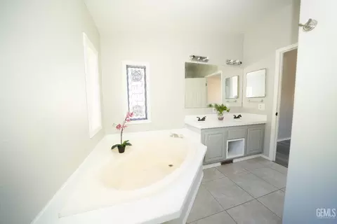 13933 Back Canyon Rd, Caliente, CA 93518 photo 11