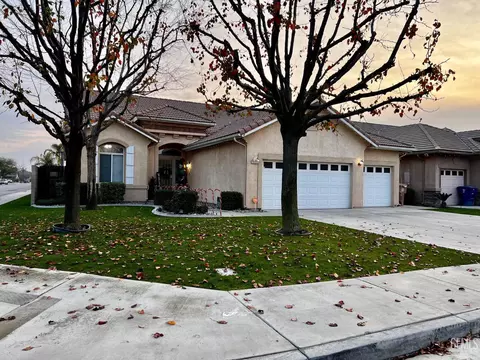 3003 Boulder Ridge Ln, Bakersfield, CA 93313 photo 2