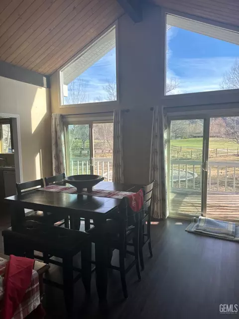 30000 N Lower Valley Rd, Tehachapi, CA 93561 photo 15