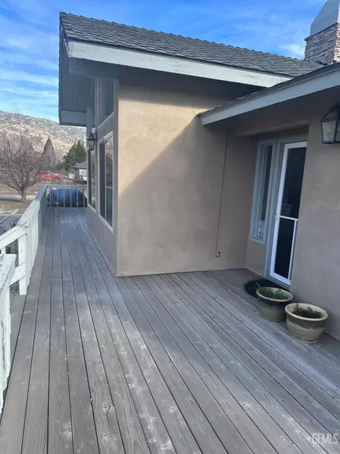 30000 N Lower Valley Rd, Tehachapi, CA 93561 photo 6