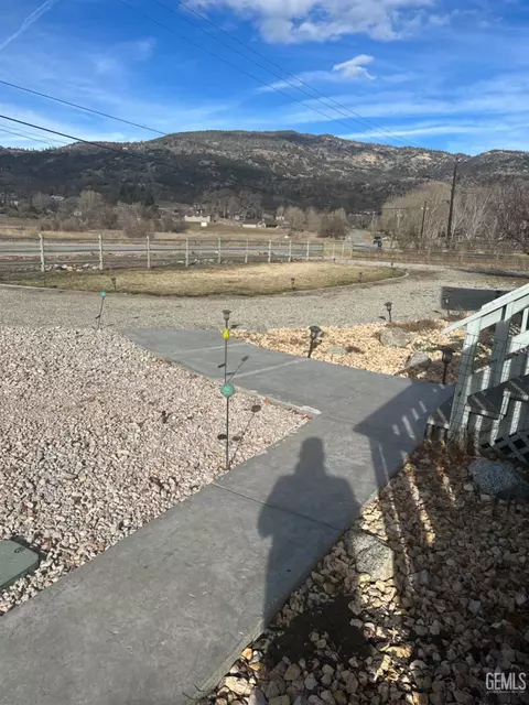 30000 N Lower Valley Rd, Tehachapi, CA 93561 photo 29