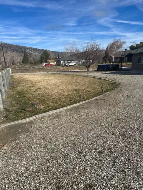 30000 N Lower Valley Rd, Tehachapi, CA 93561 photo 36