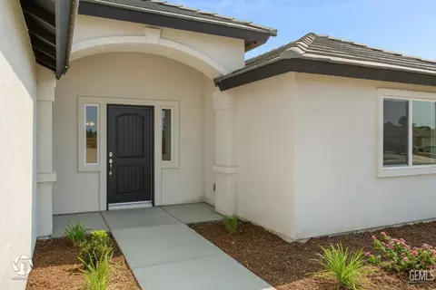616 Sinatra Way, Shafter, CA 93263 photo 4