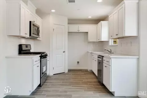 616 Sinatra Way, Shafter, CA 93263 photo 13